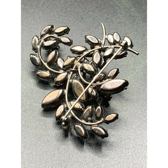 Schreiner Trembler Brooch Red and Clear 1950s Fancy Pin Unsigned Needs REPAIR - Picture 6 of 9